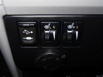 2017 Toyota Sienna XLE Premium 8-Passenger   - Photo 12 - Santa Cruz, CA 95062