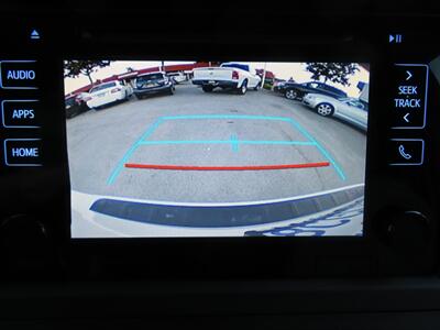 2017 Toyota Sienna XLE Premium 8-Passenger   - Photo 47 - Santa Cruz, CA 95062