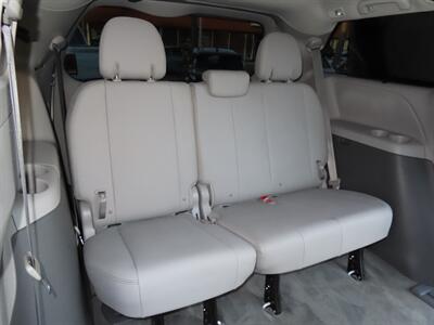 2017 Toyota Sienna XLE Premium 8-Passenger   - Photo 42 - Santa Cruz, CA 95062