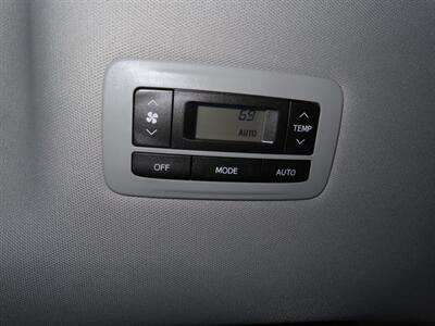 2017 Toyota Sienna XLE Premium 8-Passenger   - Photo 35 - Santa Cruz, CA 95062
