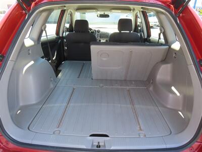 2004 Pontiac Vibe   - Photo 25 - Santa Cruz, CA 95062