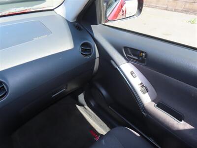 2004 Pontiac Vibe   - Photo 15 - Santa Cruz, CA 95062