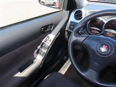 2004 Pontiac Vibe   - Photo 8 - Santa Cruz, CA 95062