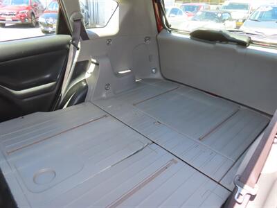 2004 Pontiac Vibe   - Photo 23 - Santa Cruz, CA 95062