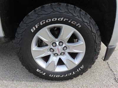 2018 GMC Canyon SLE   - Photo 43 - Santa Cruz, CA 95062