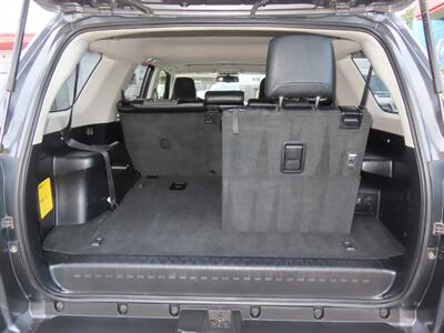 2019 Toyota 4Runner SR5 Premium 4WD - Photo 42 - Santa Cruz, CA 95062