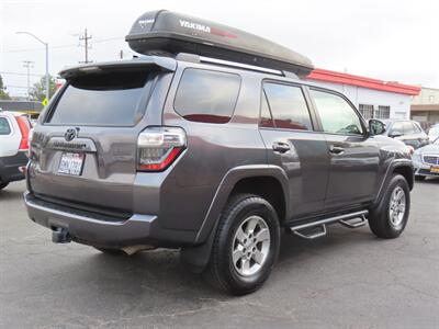 2019 Toyota 4Runner SR5 Premium 4WD - Photo 4 - Santa Cruz, CA 95062