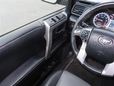 2019 Toyota 4Runner SR5 Premium 4WD - Photo 10 - Santa Cruz, CA 95062