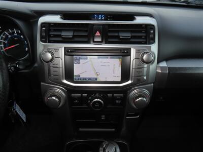 2019 Toyota 4Runner SR5 Premium 4WD - Photo 14 - Santa Cruz, CA 95062