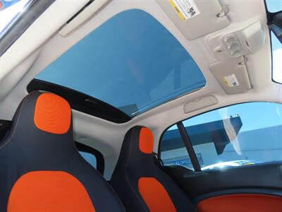 2016 Smart fortwo Passion   - Photo 22 - Santa Cruz, CA 95062