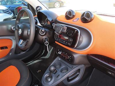 2016 Smart fortwo Passion   - Photo 21 - Santa Cruz, CA 95062