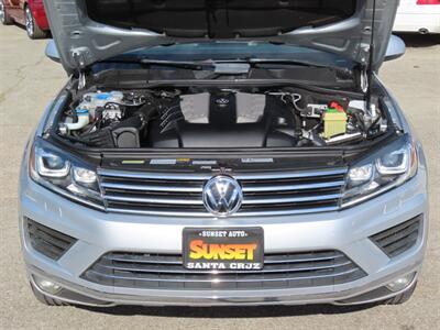 2016 Volkswagen Touareg TDI AWD Lux - Photo 43 - Santa Cruz, CA 95062