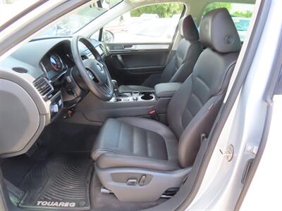 2016 Volkswagen Touareg TDI AWD Lux - Photo 6 - Santa Cruz, CA 95062