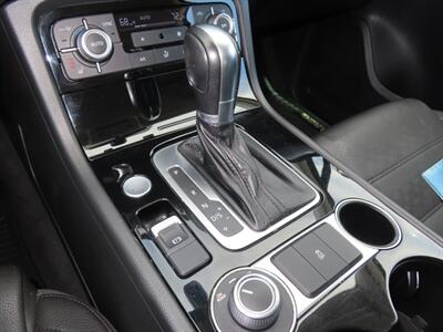 2016 Volkswagen Touareg TDI AWD Lux - Photo 24 - Santa Cruz, CA 95062