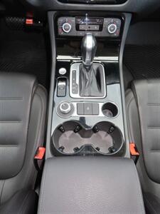 2016 Volkswagen Touareg TDI AWD Lux - Photo 14 - Santa Cruz, CA 95062