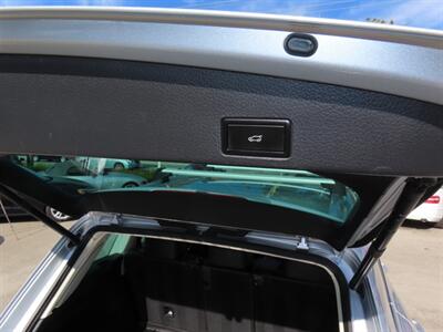 2016 Volkswagen Touareg TDI AWD Lux - Photo 33 - Santa Cruz, CA 95062