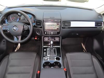 2016 Volkswagen Touareg TDI AWD Lux - Photo 26 - Santa Cruz, CA 95062