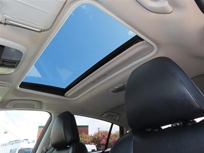 2018 Subaru Crosstrek 2.0i Limited AWD   - Photo 12 - Santa Cruz, CA 95062