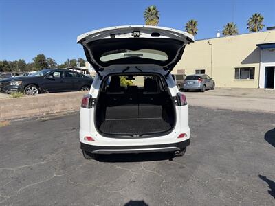 2018 Toyota RAV4 XLE - Photo 17 - Santa Cruz, CA 95062