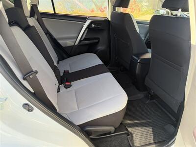 2018 Toyota RAV4 XLE - Photo 19 - Santa Cruz, CA 95062
