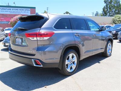 2018 Toyota Highlander AWD Limited   - Photo 4 - Santa Cruz, CA 95062