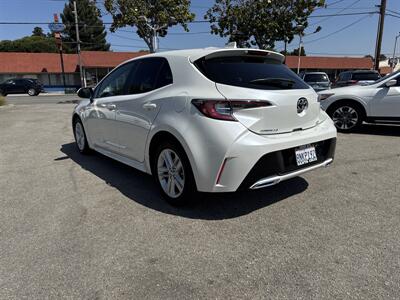 2019 Toyota Corolla Hatchback SE  Hatchback - Photo 6 - Santa Cruz, CA 95062
