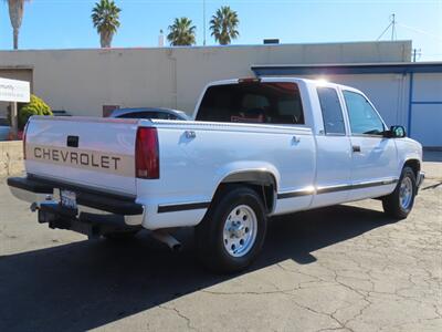 1996 Chevrolet C2500 Silverado Extended-Cab Short-Bed - Photo 4 - Santa Cruz, CA 95062