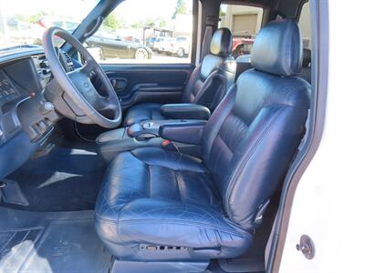 1996 Chevrolet C2500 Silverado Extended-Cab Short-Bed - Photo 6 - Santa Cruz, CA 95062