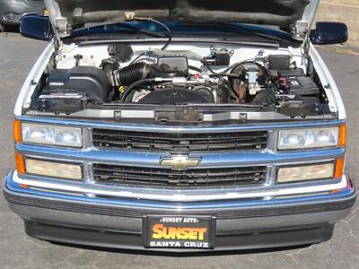1996 Chevrolet C2500 Silverado Extended-Cab Short-Bed - Photo 31 - Santa Cruz, CA 95062