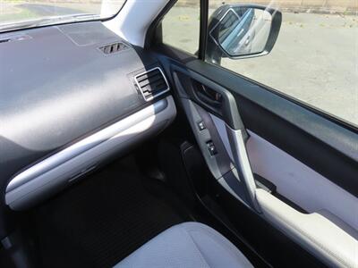 2016 Subaru Forester 2.5i AWD - Photo 17 - Santa Cruz, CA 95062