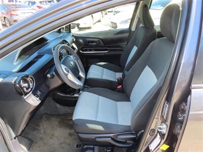 2015 Toyota Prius c Three   - Photo 6 - Santa Cruz, CA 95062