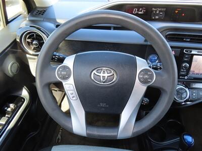 2015 Toyota Prius c Three   - Photo 8 - Santa Cruz, CA 95062
