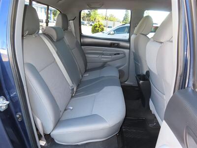 2012 Toyota Tacoma Double Cab V6 4WD SB - Photo 28 - Santa Cruz, CA 95062