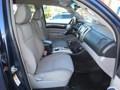 2012 Toyota Tacoma Double Cab V6 4WD SB - Photo 17 - Santa Cruz, CA 95062