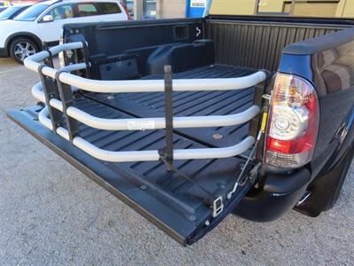 2012 Toyota Tacoma Double Cab V6 4WD SB - Photo 34 - Santa Cruz, CA 95062