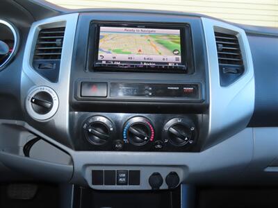 2012 Toyota Tacoma Double Cab V6 4WD SB - Photo 11 - Santa Cruz, CA 95062