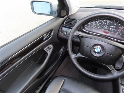 2000 BMW 323i   - Photo 9 - Santa Cruz, CA 95062