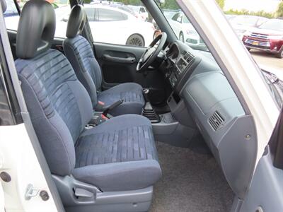1997 Toyota RAV4   - Photo 14 - Santa Cruz, CA 95062