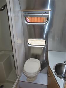 2009 Airstream Flying Cloud 20   - Photo 26 - Santa Cruz, CA 95062