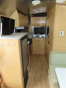 2009 Airstream Flying Cloud 20   - Photo 16 - Santa Cruz, CA 95062