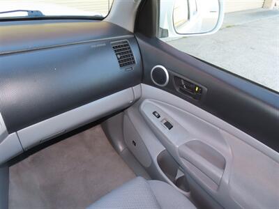 2009 Toyota Tacoma V6 Double-Cab SR5 Long-Bed 4WD   - Photo 20 - Santa Cruz, CA 95062