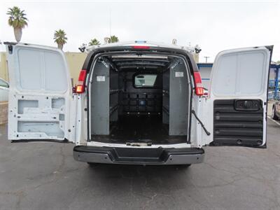 2017 GMC Savana 2500 - Photo 37 - Santa Cruz, CA 95062