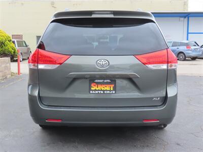 2014 Toyota Sienna XLE 8-Passenger - Photo 50 - Santa Cruz, CA 95062