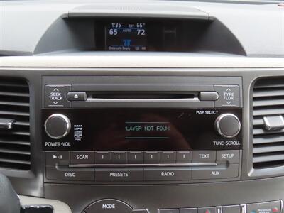 2014 Toyota Sienna XLE 8-Passenger - Photo 23 - Santa Cruz, CA 95062