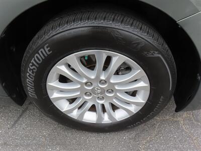 2014 Toyota Sienna XLE 8-Passenger - Photo 52 - Santa Cruz, CA 95062