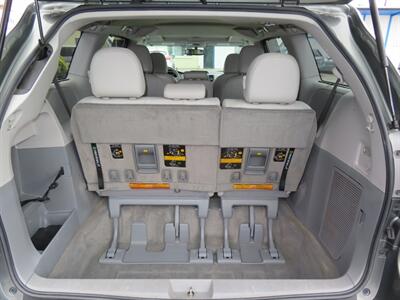 2014 Toyota Sienna XLE 8-Passenger - Photo 49 - Santa Cruz, CA 95062