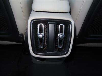 2020 Volvo XC40 T5 Momentum - Photo 31 - Santa Cruz, CA 95062