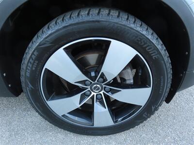 2020 Volvo XC40 T5 Momentum - Photo 41 - Santa Cruz, CA 95062