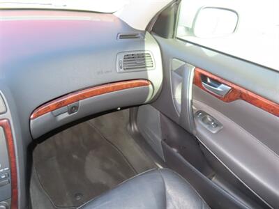 2006 Volvo V70 2.4 - Photo 16 - Santa Cruz, CA 95062