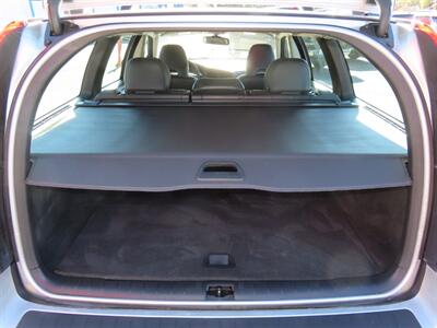 2006 Volvo V70 2.4 - Photo 28 - Santa Cruz, CA 95062